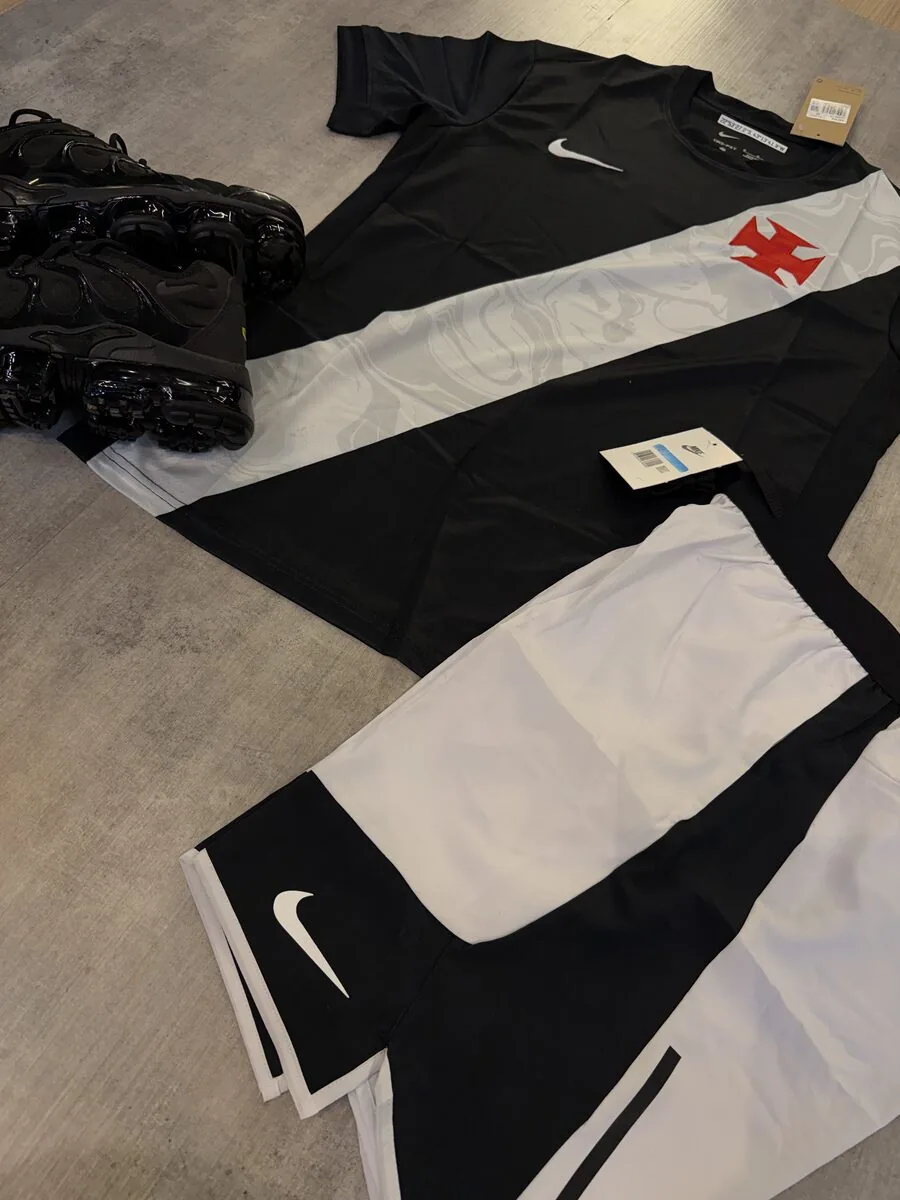 Camisa Vasco Cruz de Malta Preta — frente